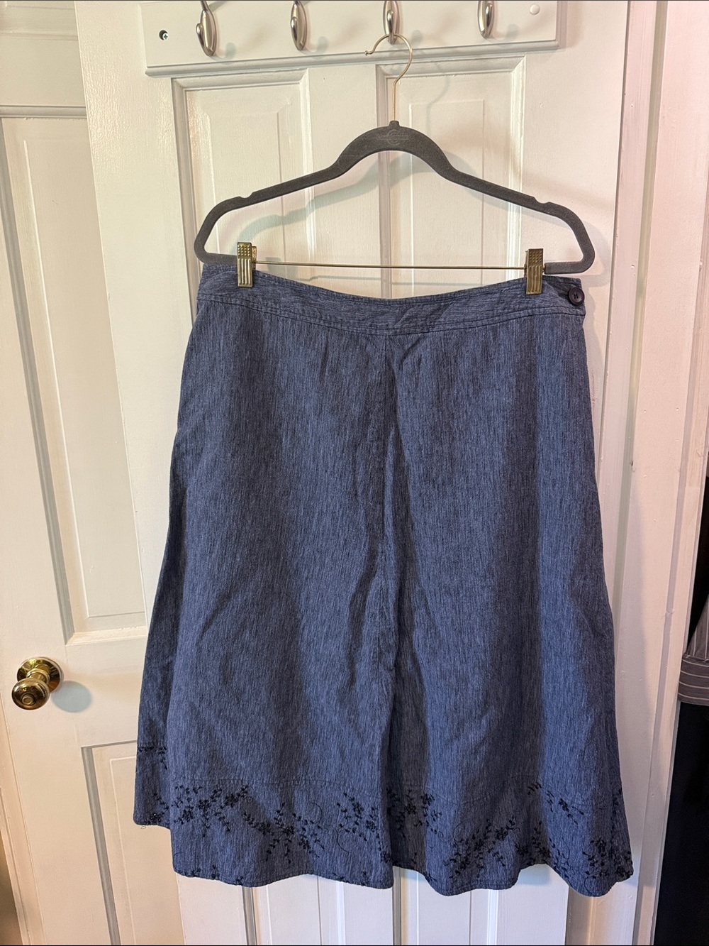 Norton McNaughton Blue Linen - Cotton Blend Embroidered Hem Women’s Skirt